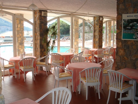 restaurant