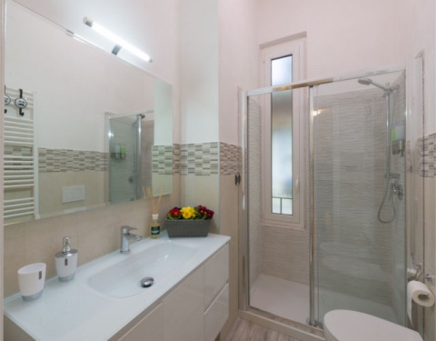 bathroom1