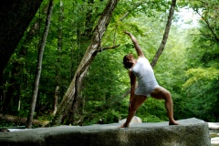 Yoga flow meets the Arab expressive dance